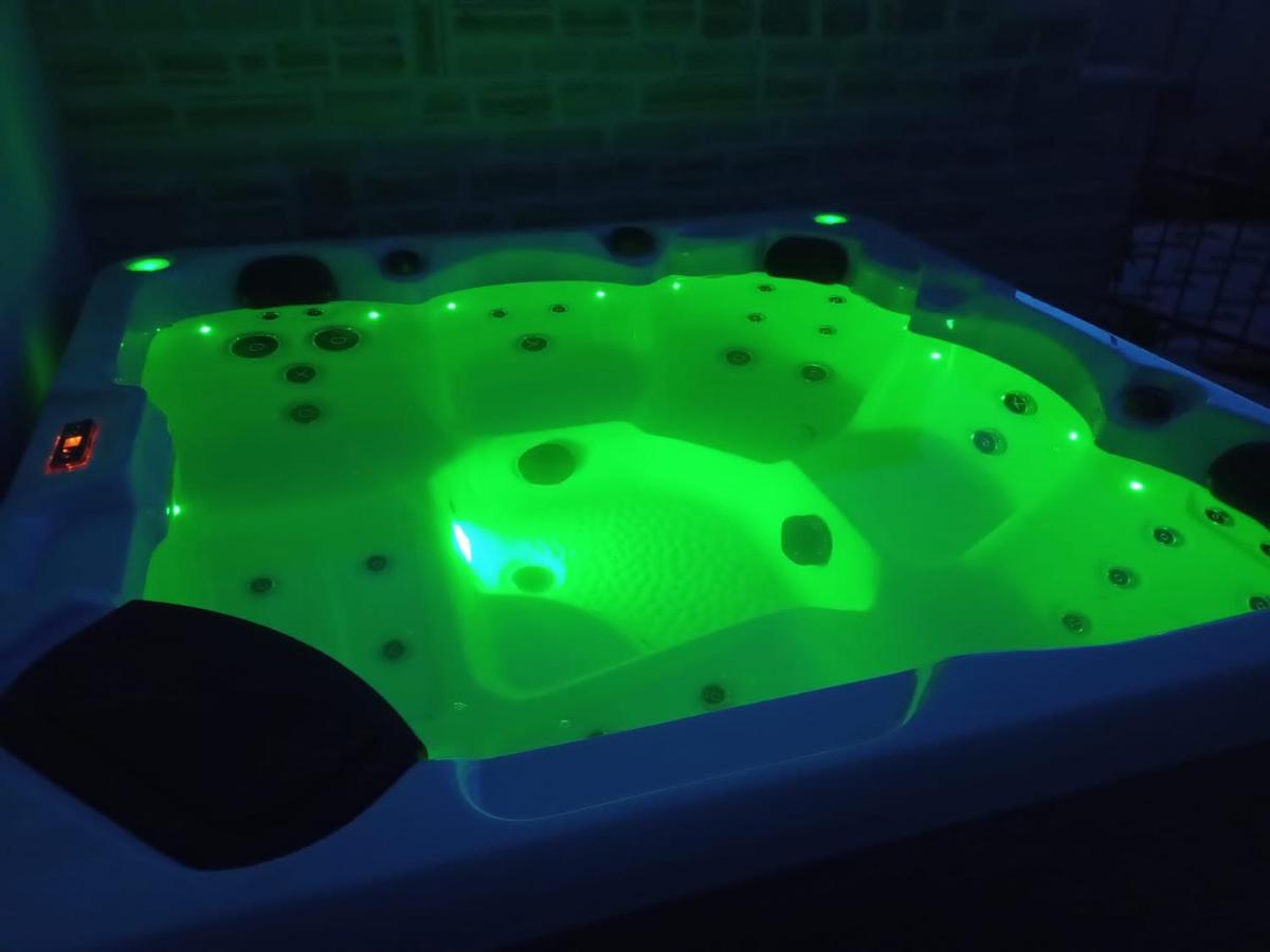 דירות מורטר Boutique La Perla Jacuzzi מראה חיצוני תמונה